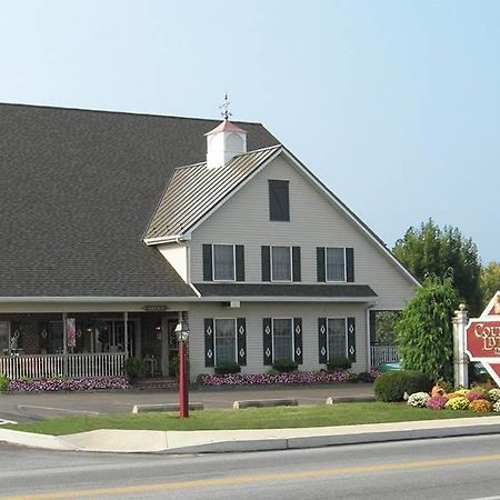 Country Living Inn Smoketown  Buitenkant foto